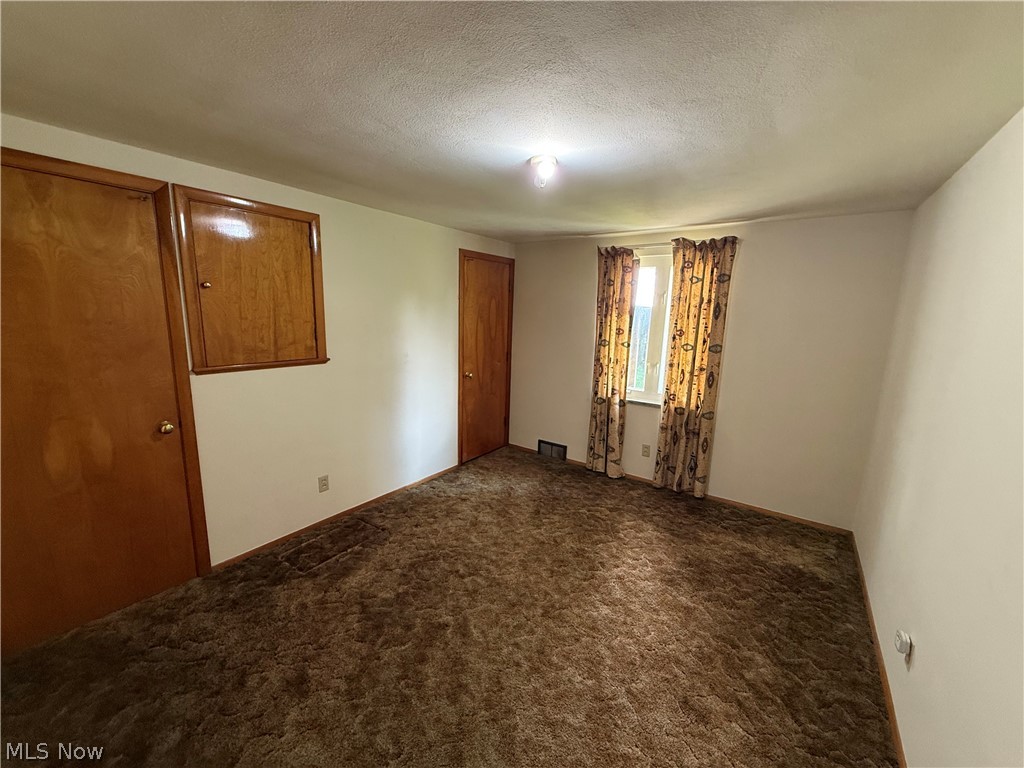 160 Pembroke Road Steubenville OH 43952