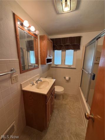 160 Pembroke Road Steubenville OH 43952