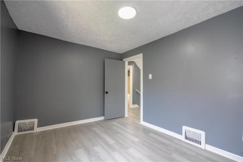 799 Fess Avenue Akron OH 44307