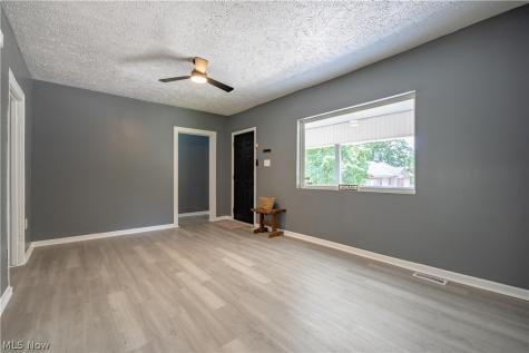 799 Fess Avenue Akron OH 44307