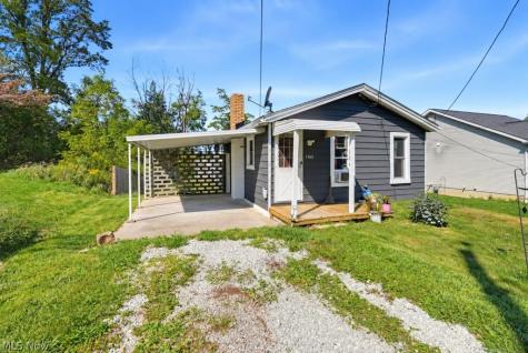 1362 Yellowstone Avenue Akron OH 44310