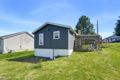 1362 Yellowstone Avenue Akron OH 44310