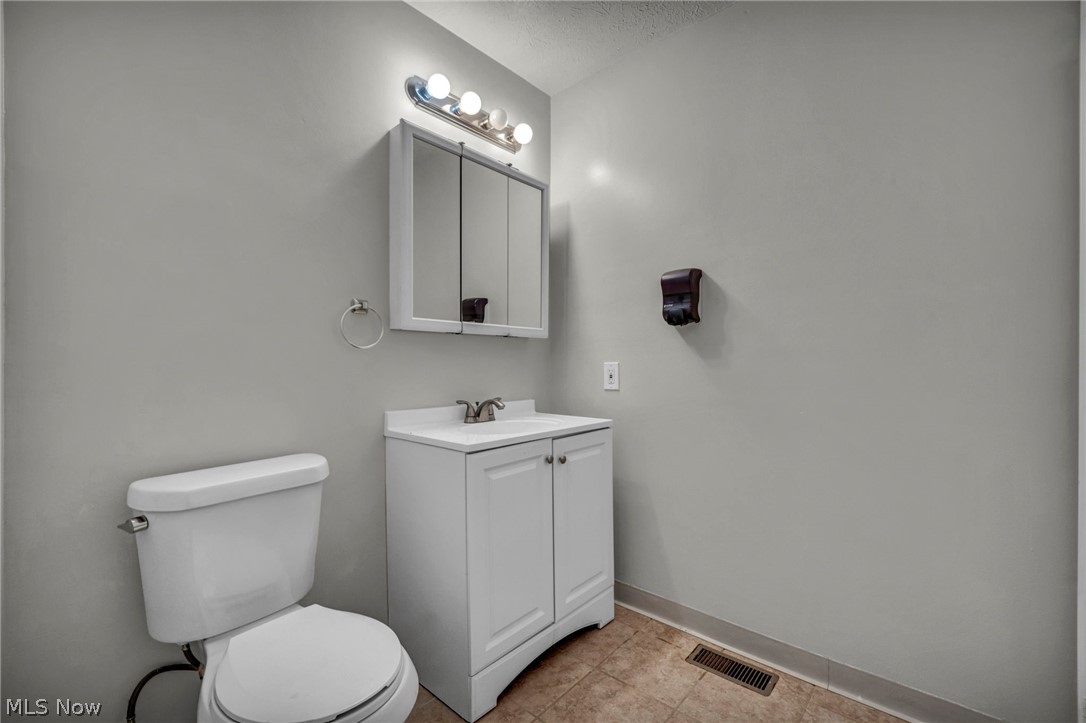 3773 Thurgood Avenue Cleveland OH 44115