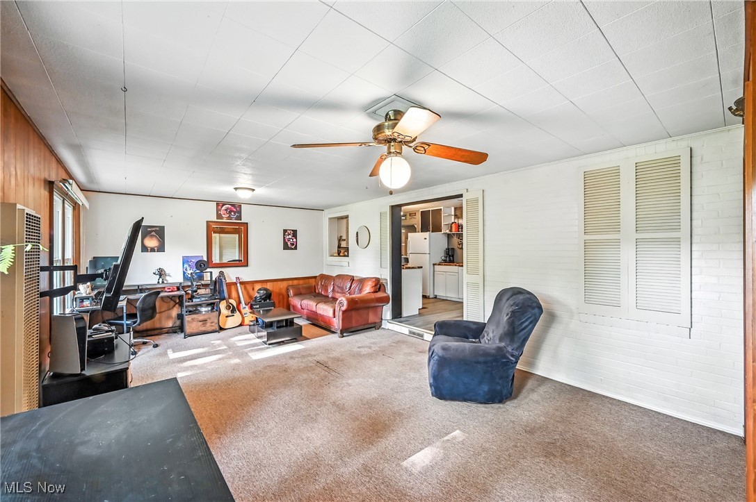 351 Niles Vienna Road Vienna OH 44473