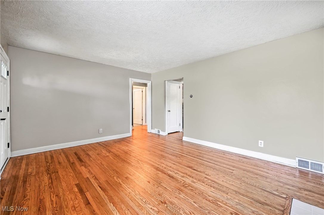 351 Niles Vienna Road Vienna OH 44473