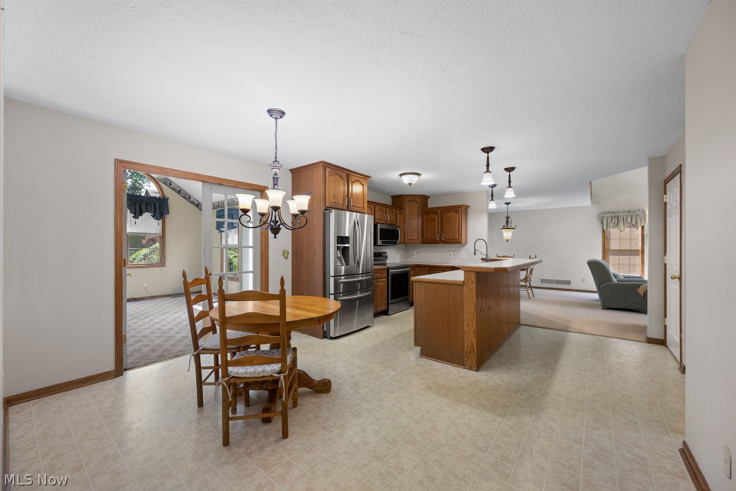 3114 Bucklers Street NW Uniontown OH 44685
