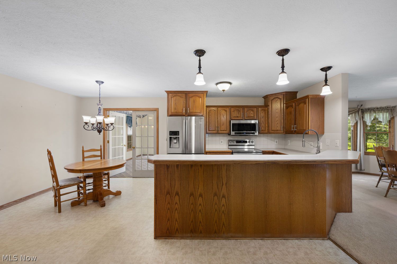 3114 Bucklers Street NW Uniontown OH 44685