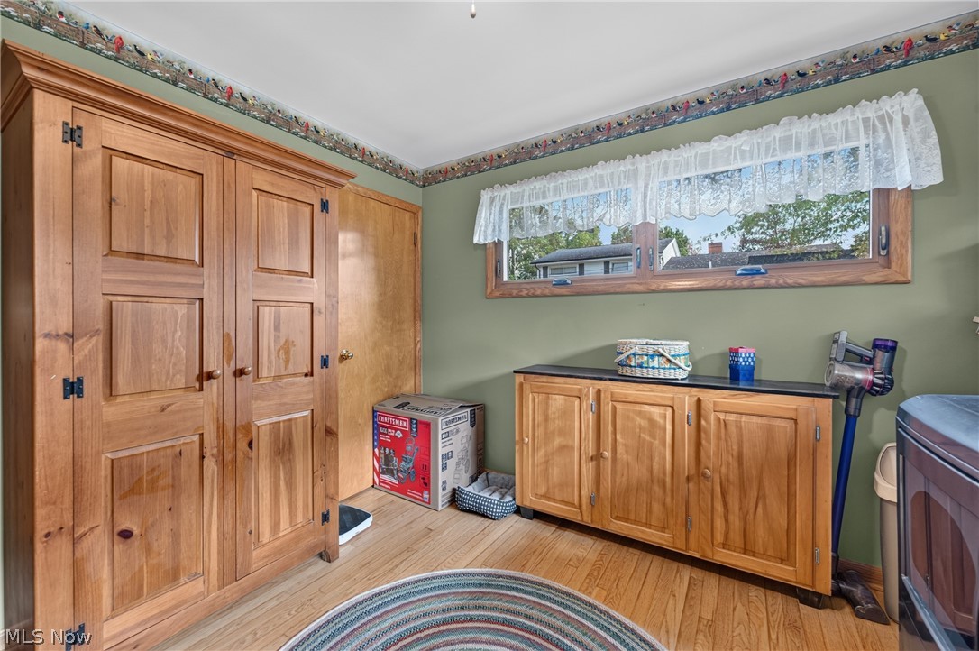 408 E 18th Street Dover OH 44622