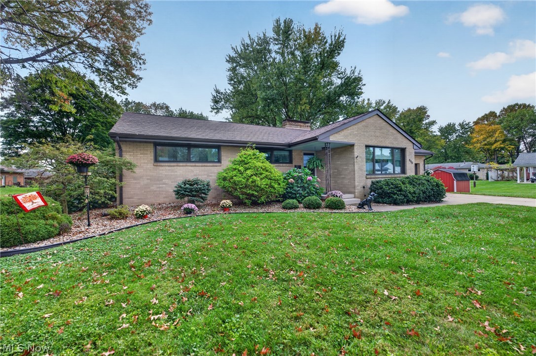 408 E 18th Street Dover OH 44622