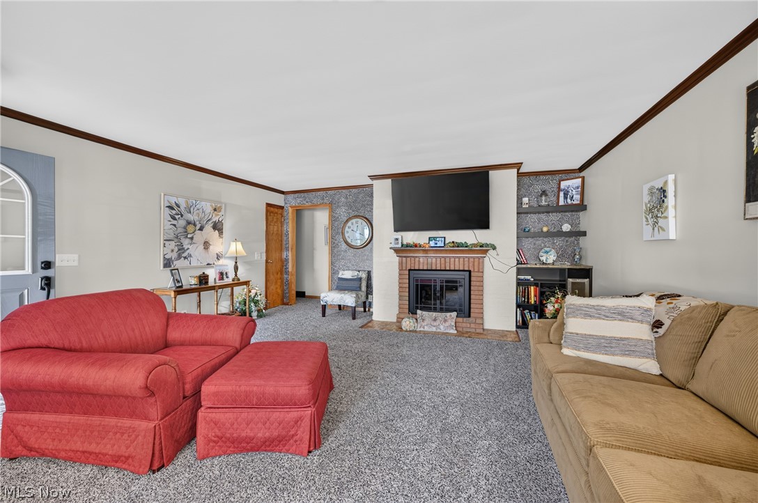 408 E 18th Street Dover OH 44622