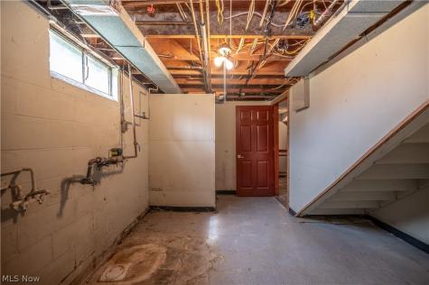 2954 Anderson Morris Road Niles OH 44446