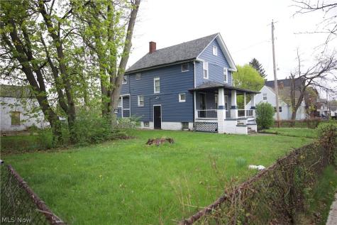 3394 E 102nd Street Cleveland OH 44104