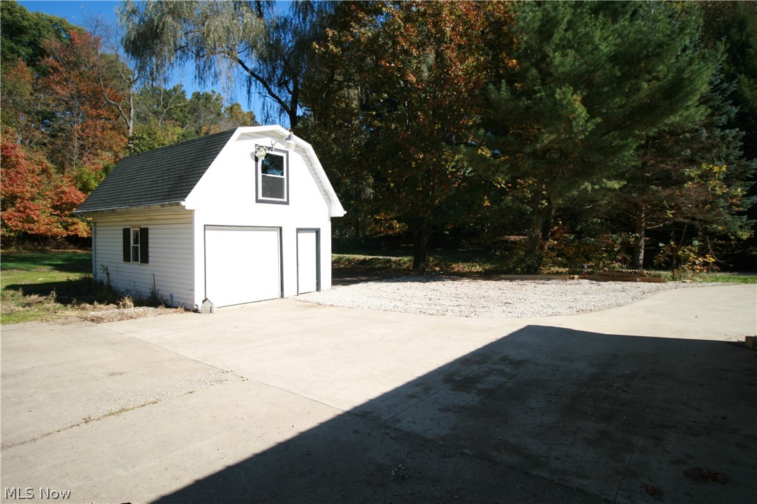 2689 Heckman Road Green OH 44685