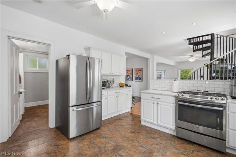 1236 W 67th Street Cleveland OH 44102