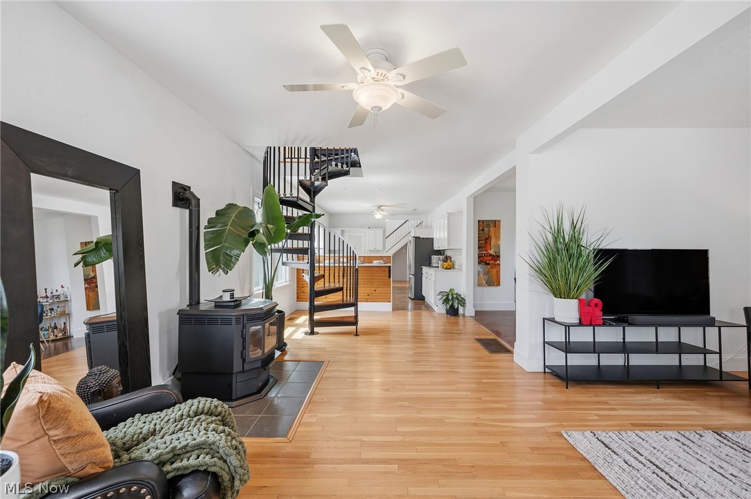 1236 W 67th Street Cleveland OH 44102
