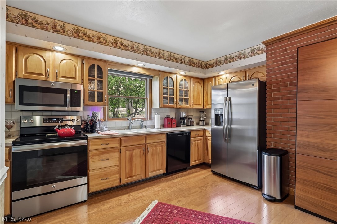 7972 Glen Oaks Drive NE Howland OH 44484