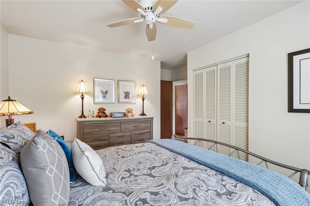7972 Glen Oaks Drive NE Howland OH 44484