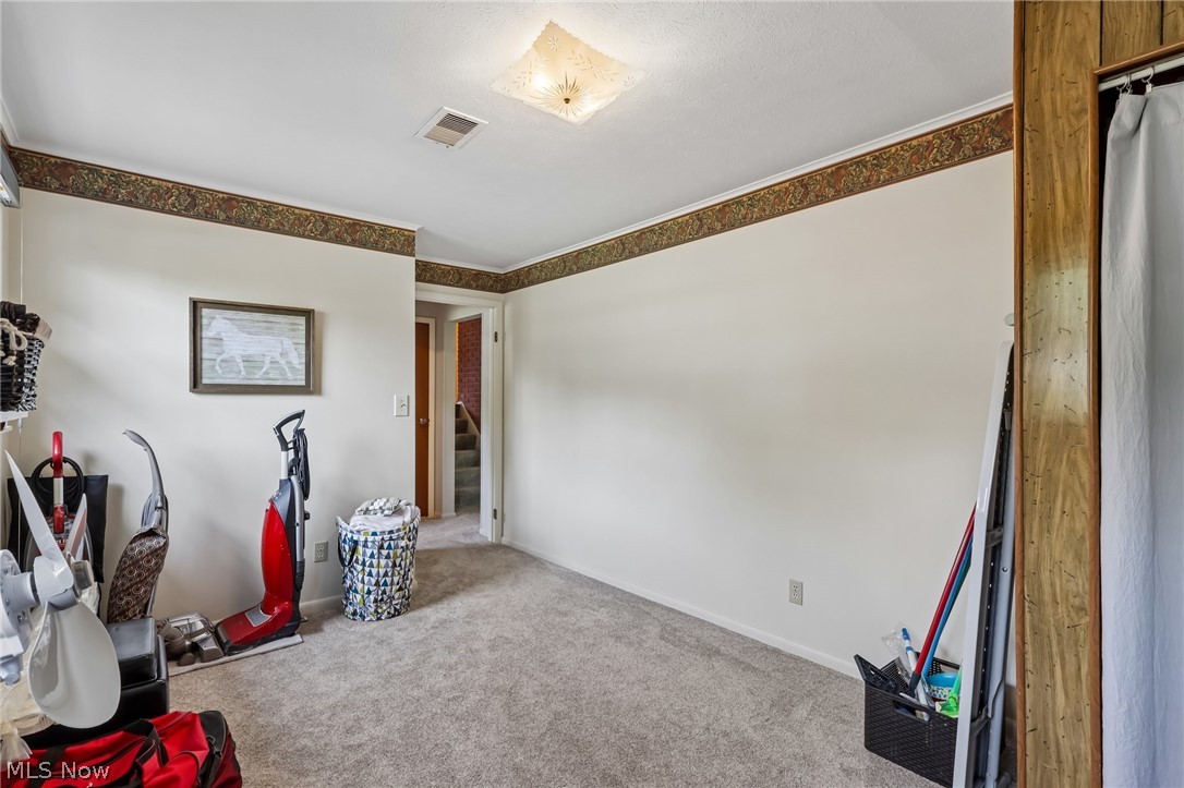 7972 Glen Oaks Drive NE Howland OH 44484