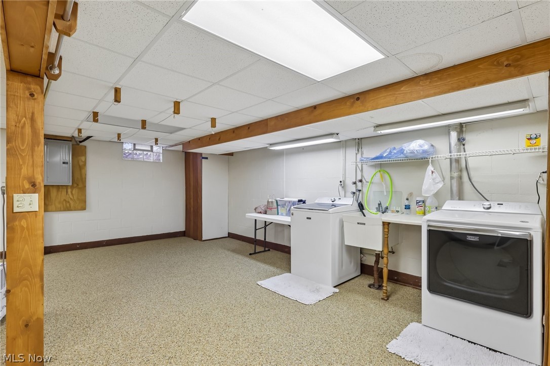 7972 Glen Oaks Drive NE Howland OH 44484