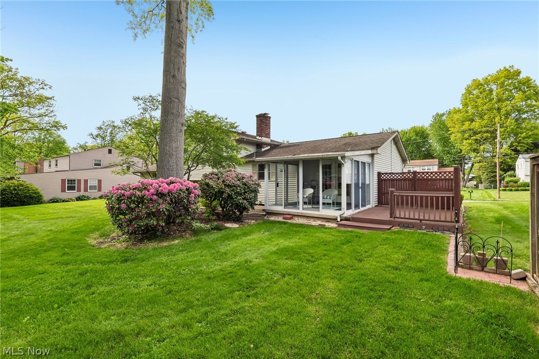 7972 Glen Oaks Drive NE Howland OH 44484