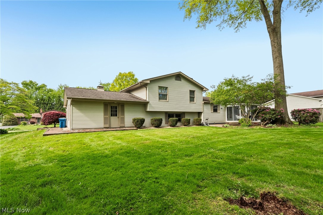 7972 Glen Oaks Drive NE Howland OH 44484