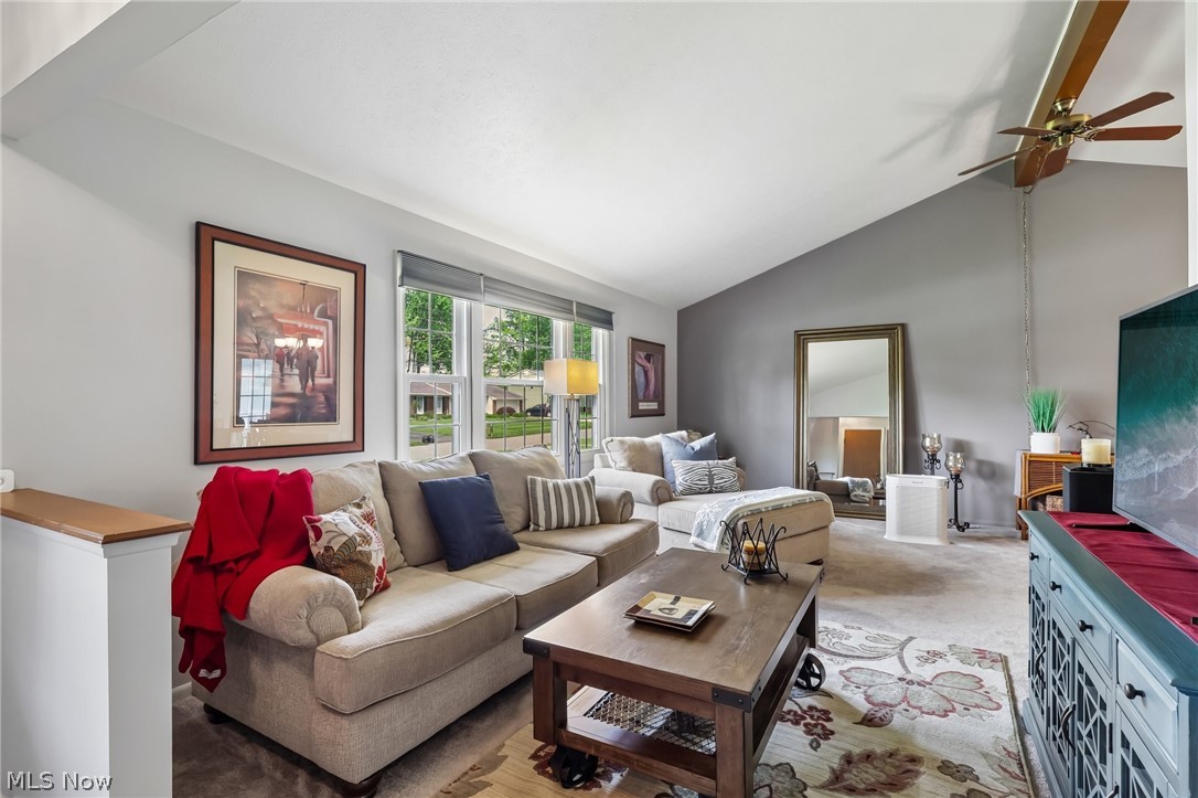 7972 Glen Oaks Drive NE Howland OH 44484