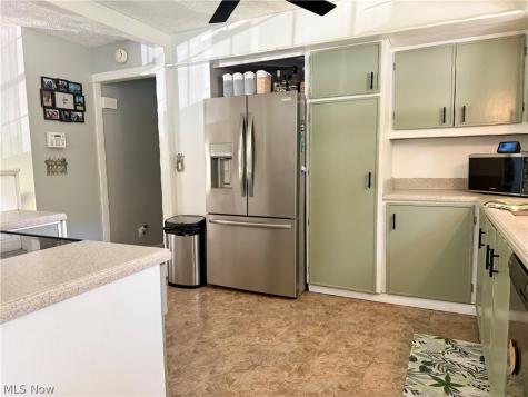 1795 Nichols Road Akron OH 44312