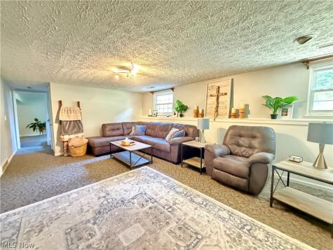1795 Nichols Road Akron OH 44312