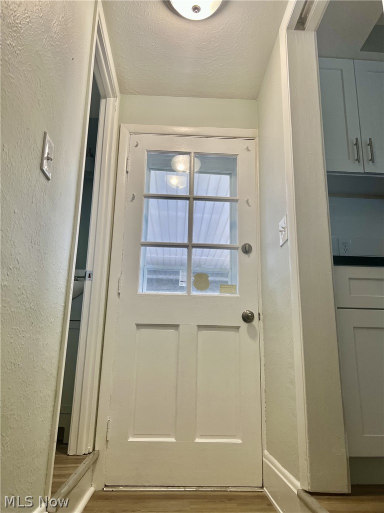 36 E Dartmoor Avenue Seven Hills OH 44131