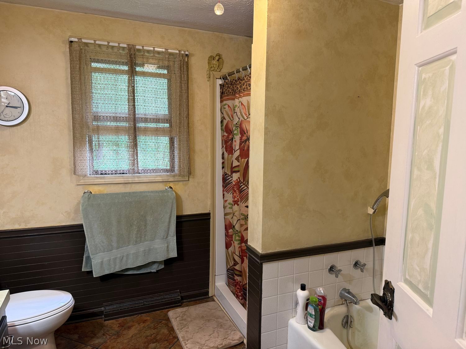 7075 Dover Zoar Road NE Dover OH 44622