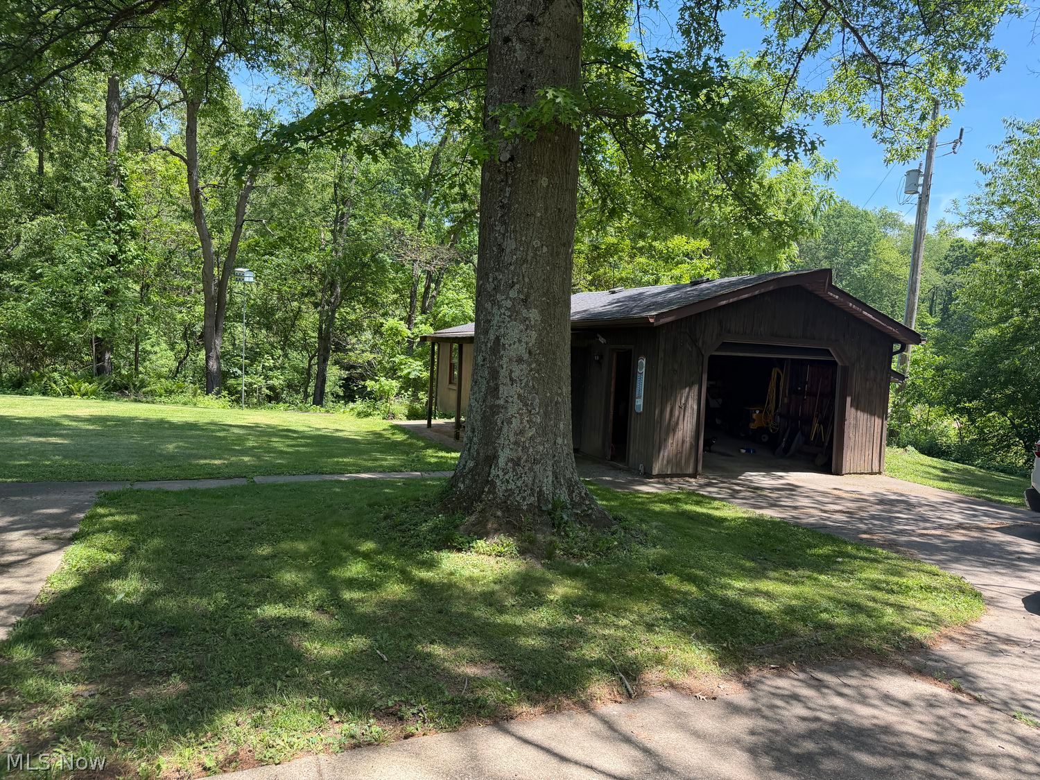 7075 Dover Zoar Road NE Dover OH 44622