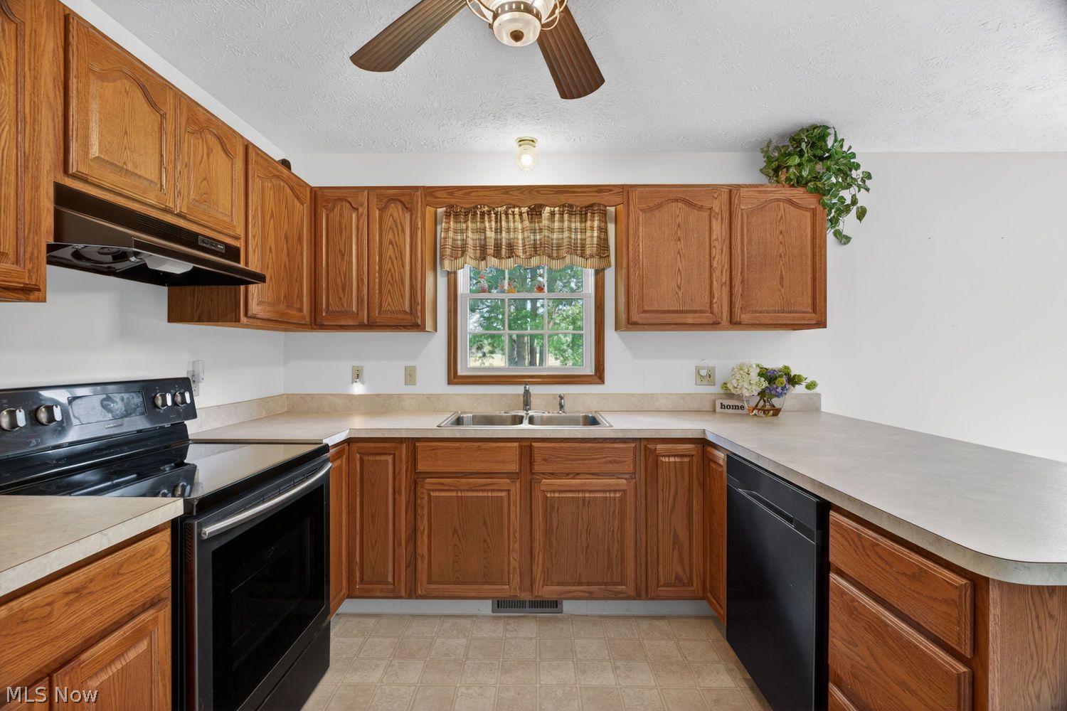 12002 W Lake Road Vermilion OH 44089