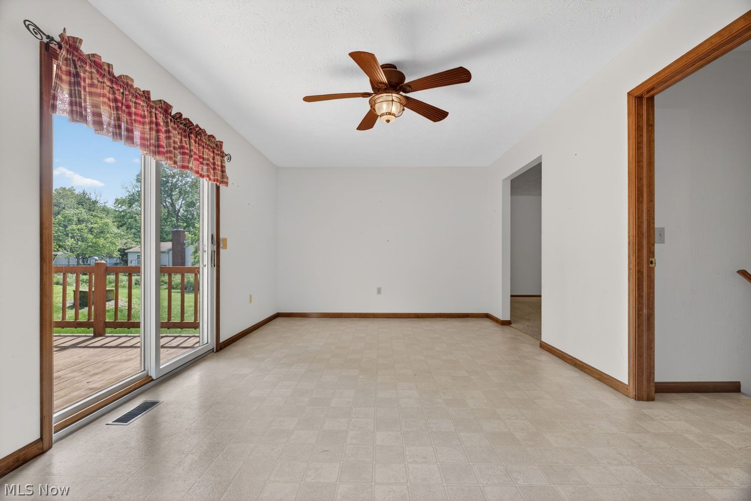 12002 W Lake Road Vermilion OH 44089