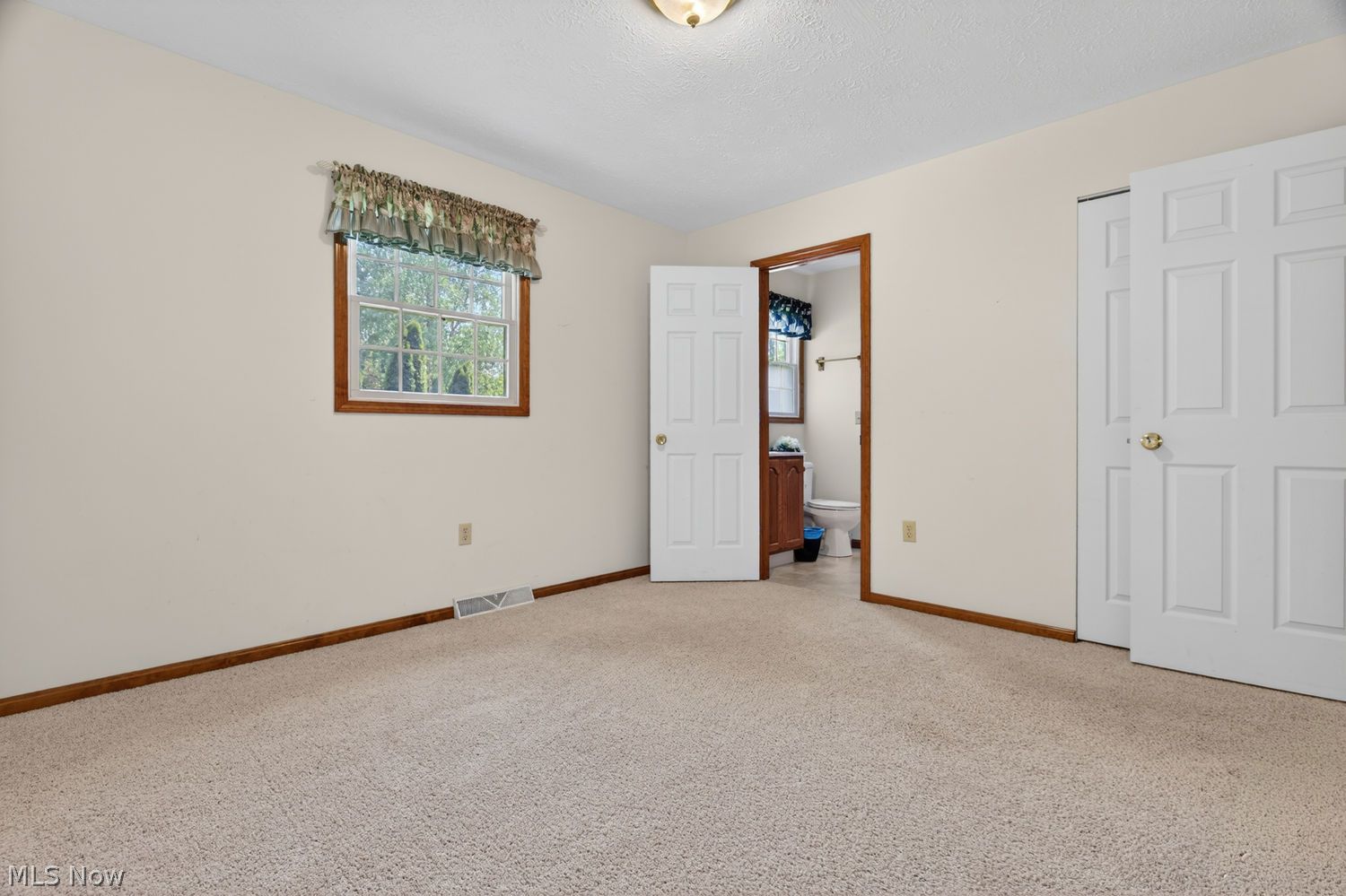 12002 W Lake Road Vermilion OH 44089