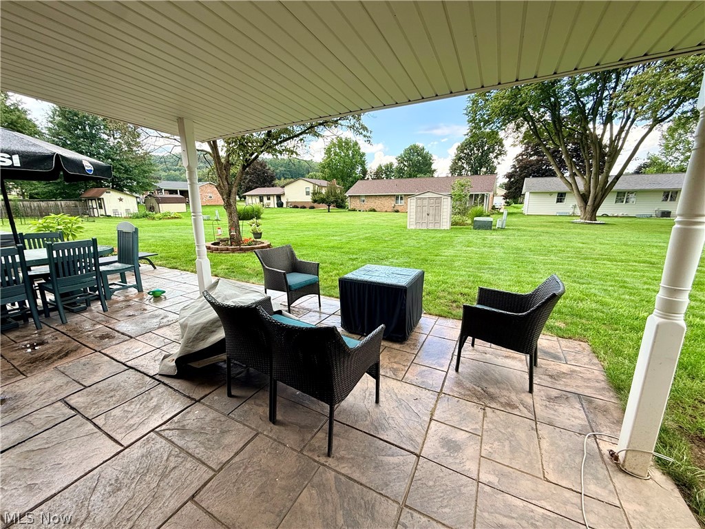 447 Rosch Court SW New Philadelphia OH 44663