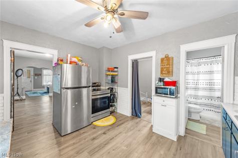 6740 Baxter Avenue Cleveland OH 44105