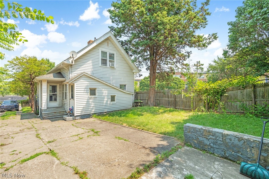 6740 Baxter Avenue Cleveland OH 44105