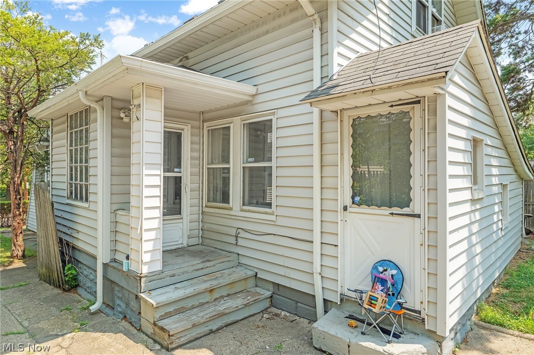 6740 Baxter Avenue Cleveland OH 44105