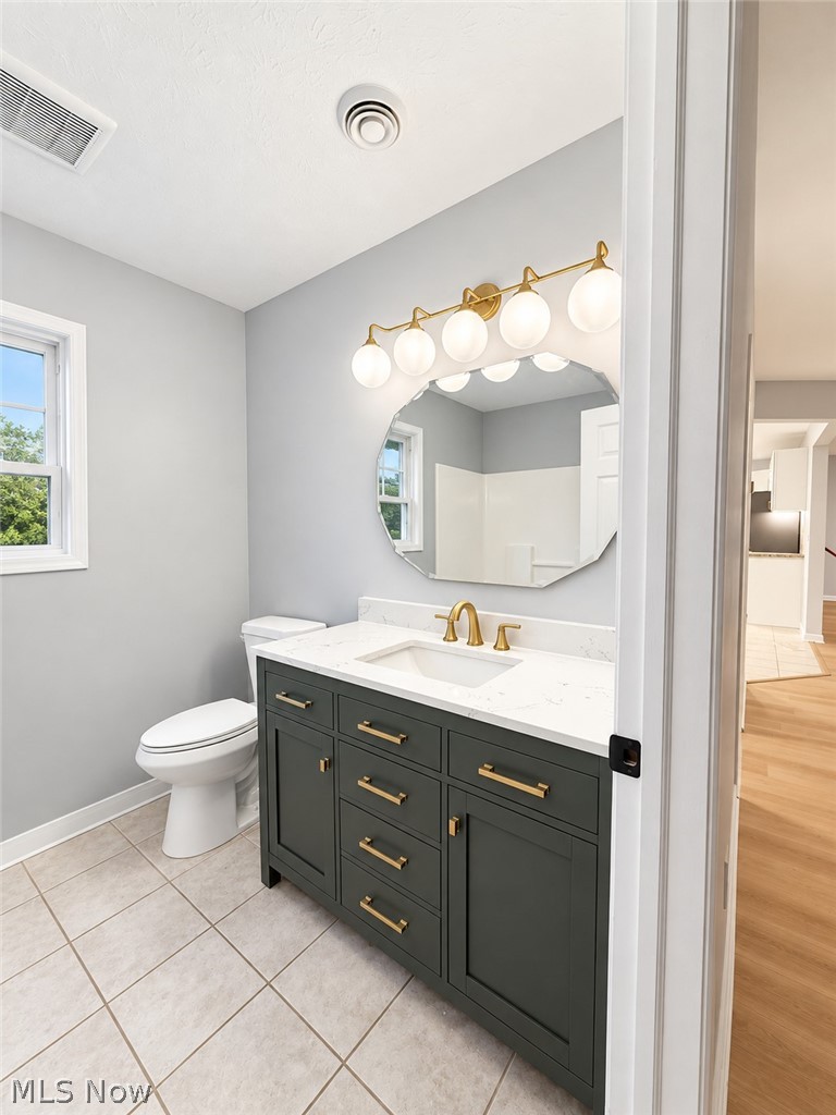 151 Oakview Avenue Struthers OH 44471