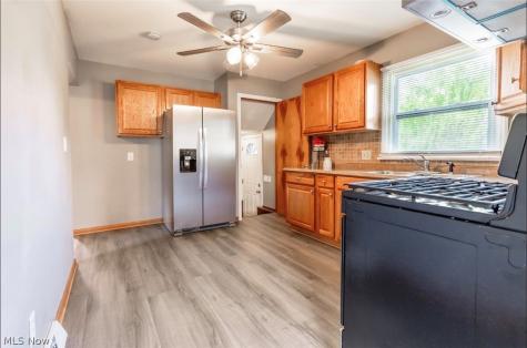 1333 W 23 Street Lorain OH 44052