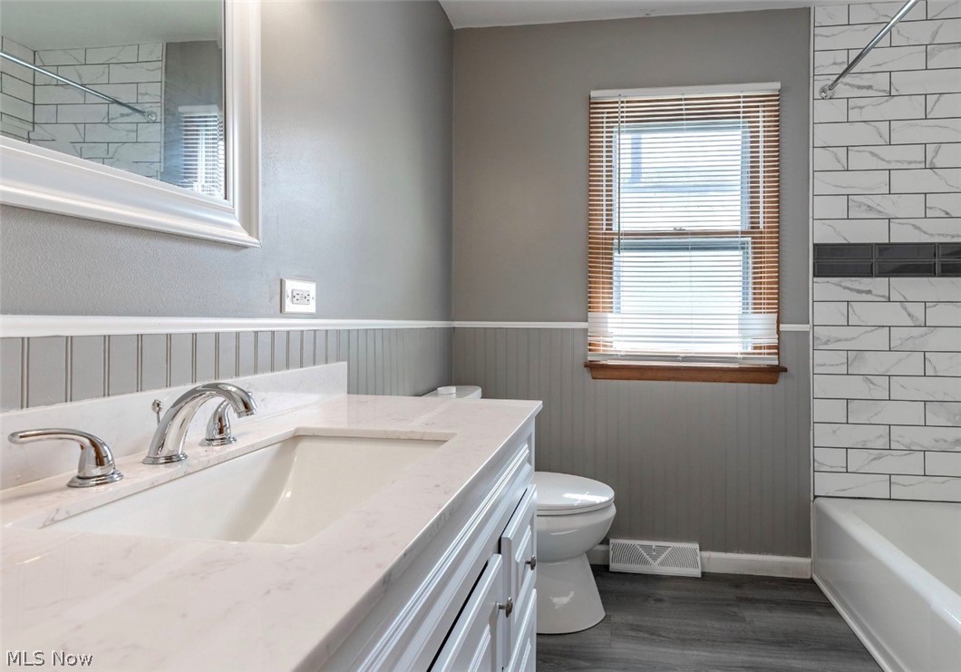 1333 W 23 Street Lorain OH 44052