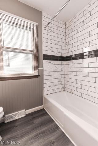 1333 W 23 Street Lorain OH 44052