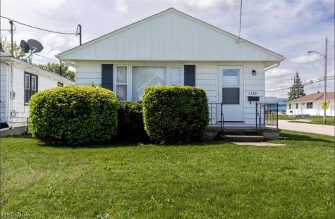 1333 W 23 Street Lorain OH 44052