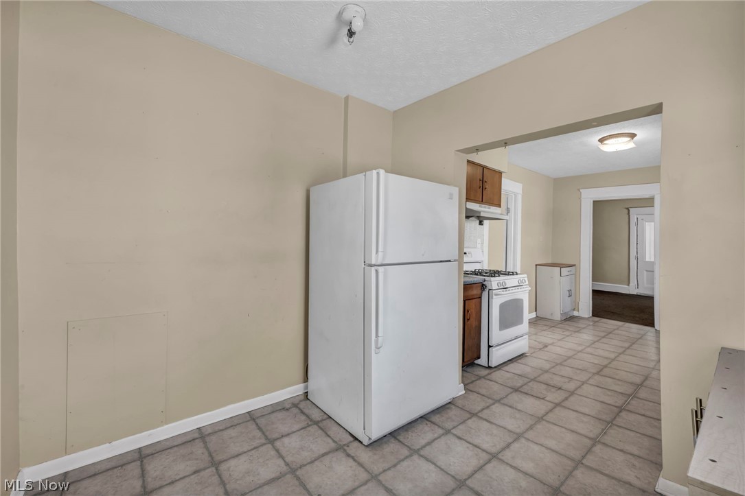 2279 SW 13th Street SW Akron OH 44314