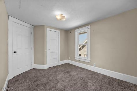 2279 SW 13th Street SW Akron OH 44314