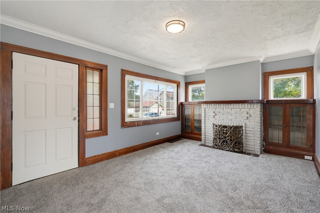 3842 Highland Road Cleveland OH 44111