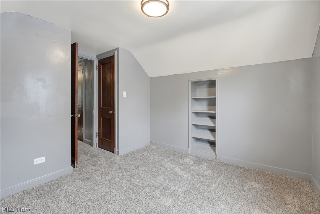 3842 Highland Road Cleveland OH 44111