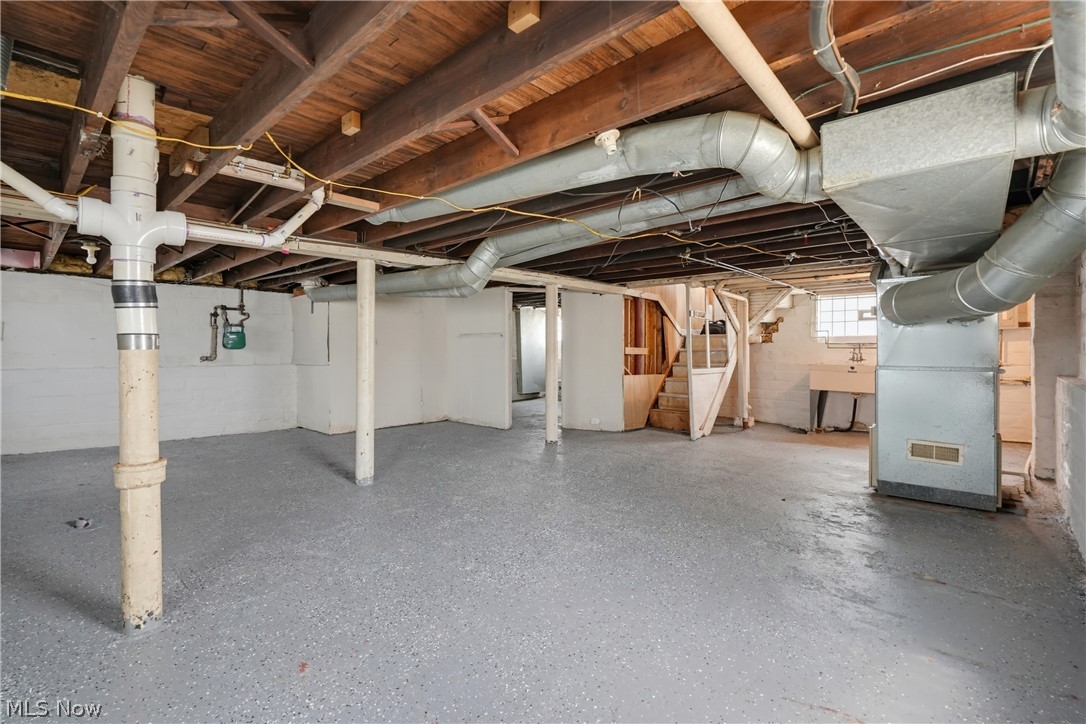 3842 Highland Road Cleveland OH 44111