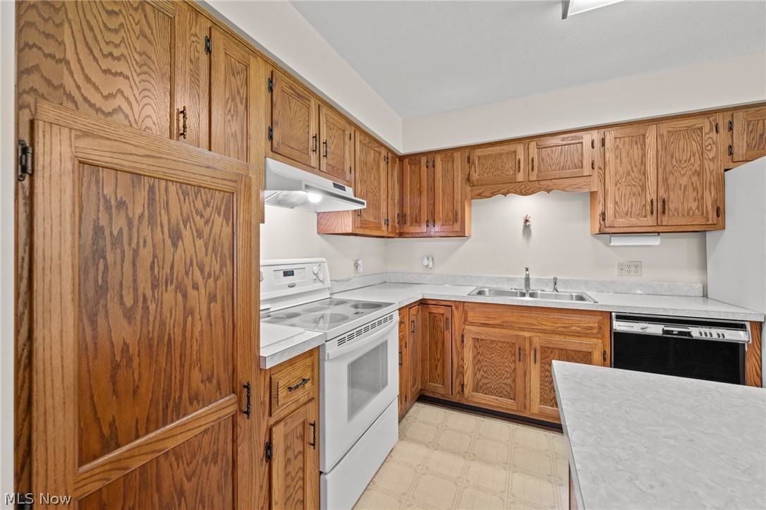 1811 Jeffries Road Huron OH 44839