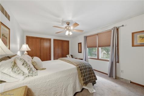 1633 Bennington Circle SW North Canton OH 44709